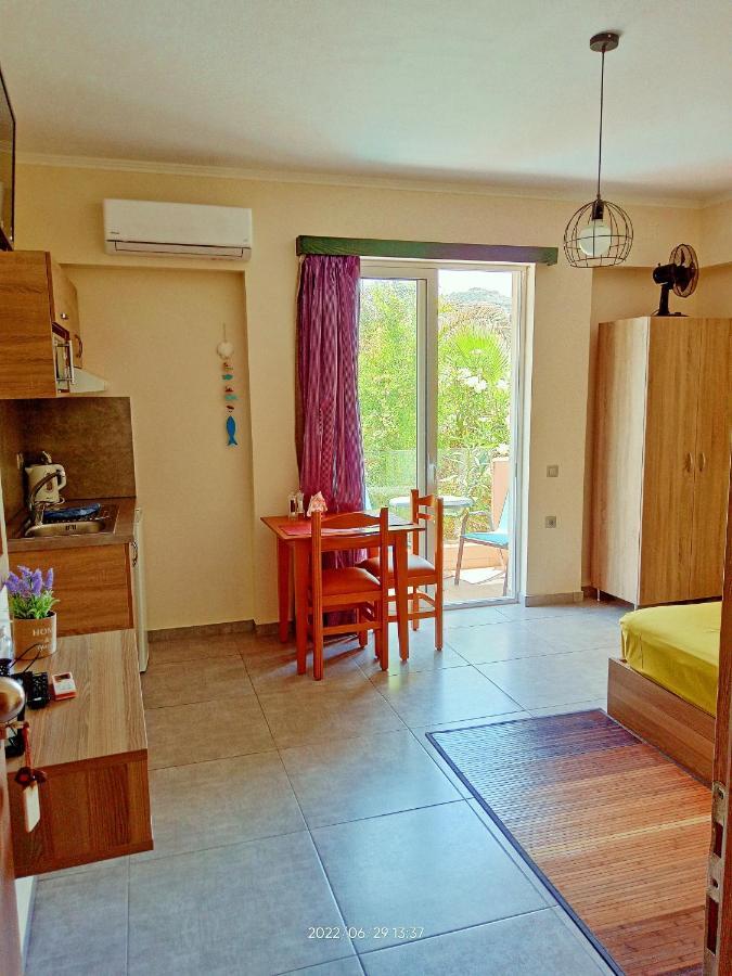 Callista Sea View Or Garden กิสเซมอส ภายนอก รูปภาพ