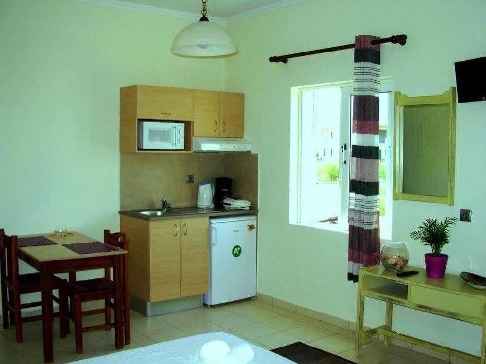 Callista Sea View Or Garden กิสเซมอส ภายนอก รูปภาพ
