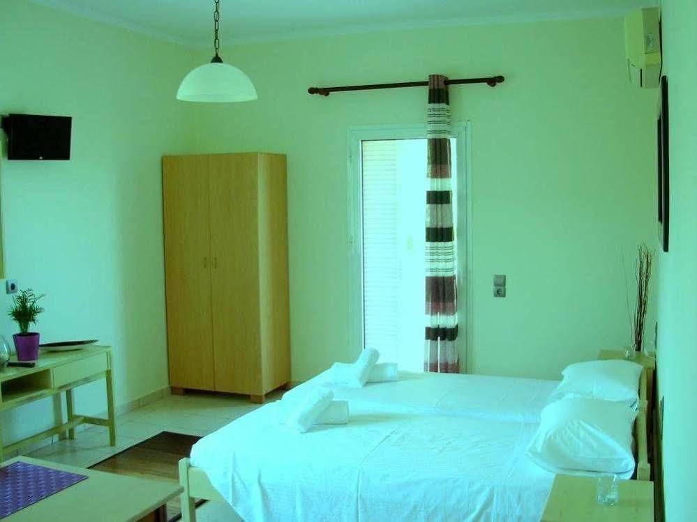 Callista Sea View Or Garden กิสเซมอส ภายนอก รูปภาพ